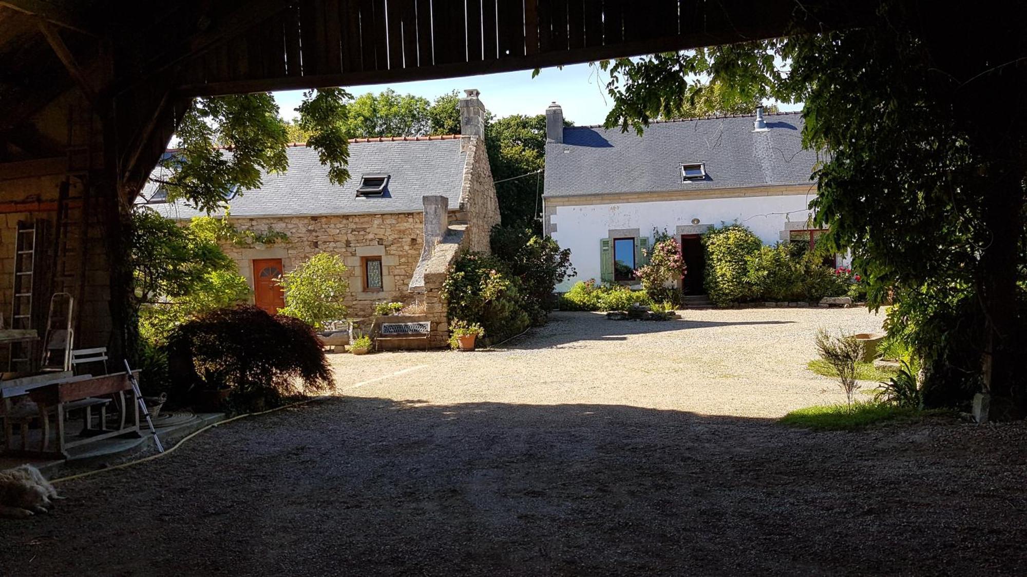 La Ferme De Kerhors 호텔 Tréméoc 외부 사진
