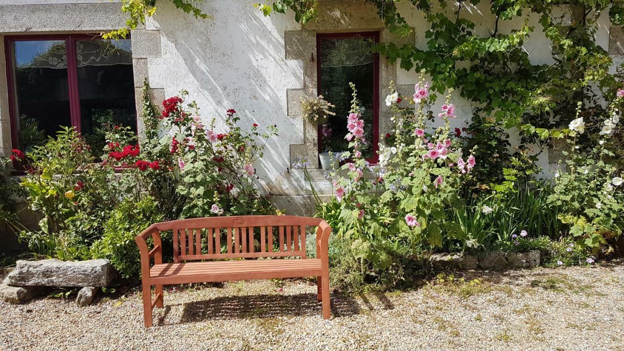 La Ferme De Kerhors 호텔 Tréméoc 외부 사진
